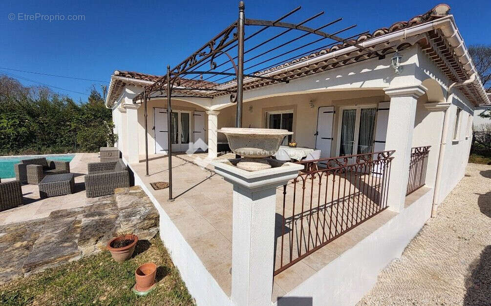 Maison 130 m² à Saint-Julien-De-Cassagnas  - photo 5