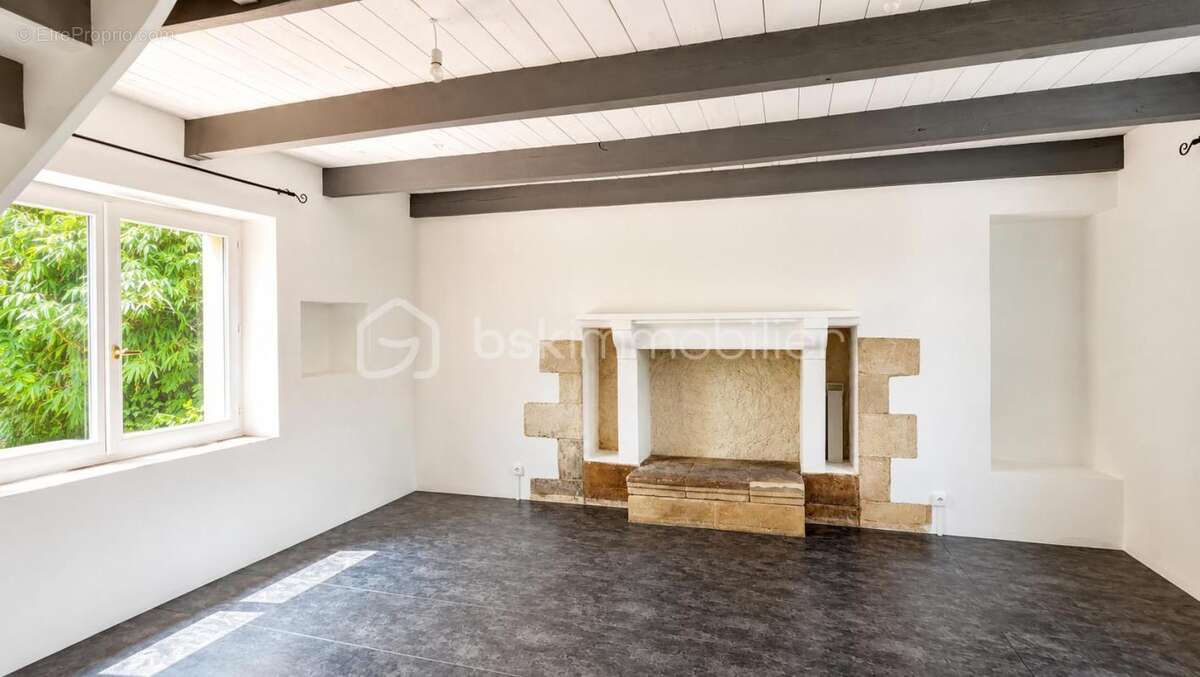 Exclusivité – maison de charme avec 5 000 m² de terrain arboré – entre campagne et littoral - photo 9