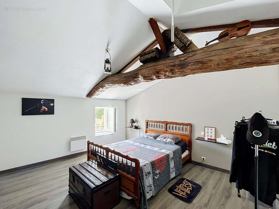 Maison 86 m² à Getigne  - photo 6