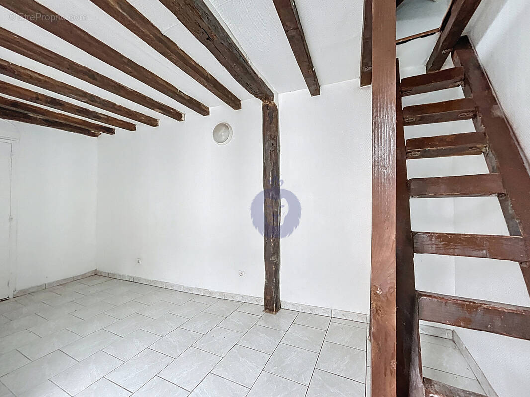 Appartement à MELUN