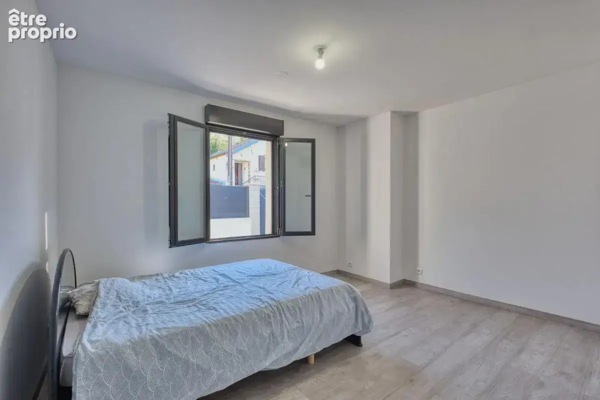 Maison de 9 pièces de 225 m² située à Chaligny - photo 8