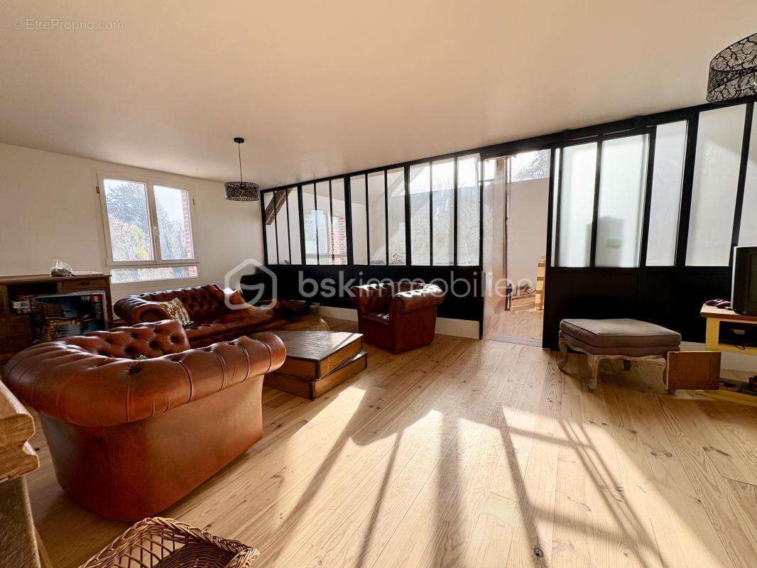 Maison à MAGNY-EN-VEXIN