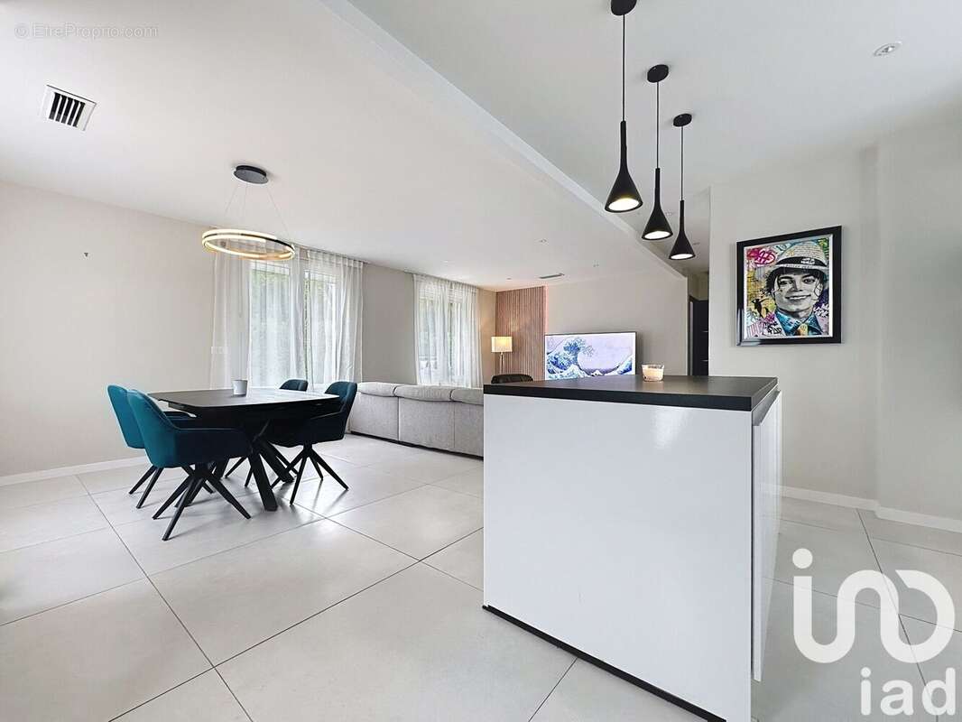 Photo 3 - Maison à VAUX-LE-PENIL