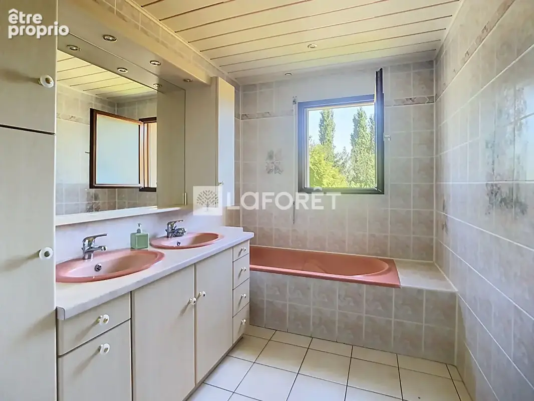 Maison Gael 35290 - 6 chambres -136 m2 - Garage sous sol 113m² - photo 8