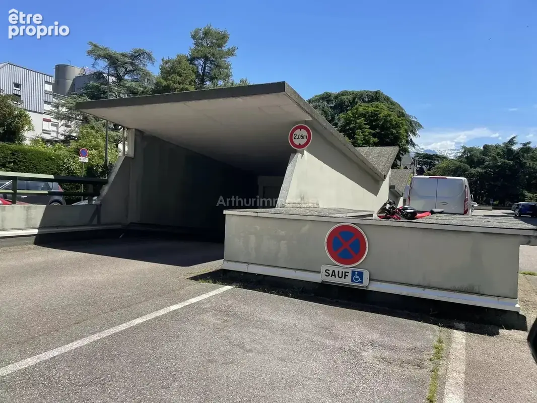 Parking à GRENOBLE