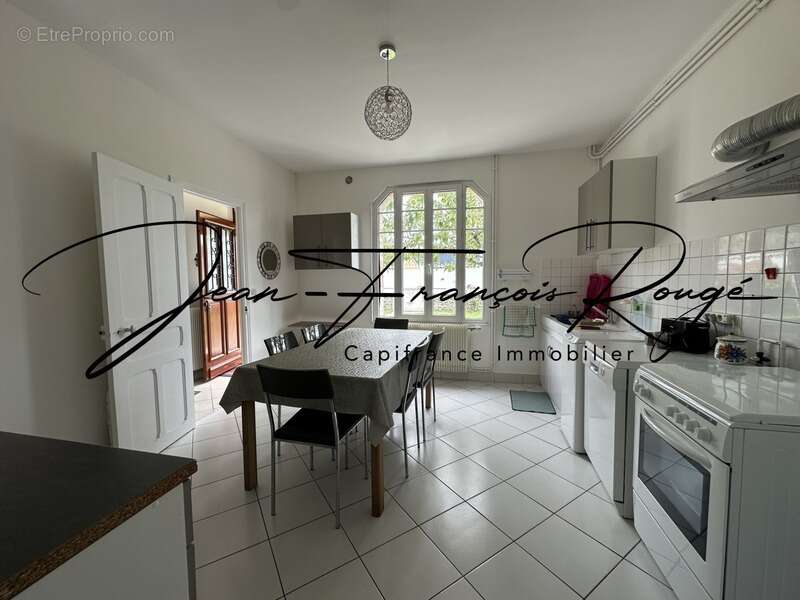 BLAINVILLE SUR MER, maison de caractère d'une surface de 145 m² avec vue mer au deuxième étage!!! - photo 9