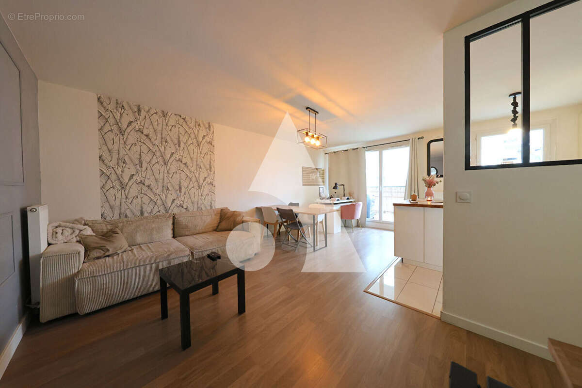 Appartement à CORBEIL-ESSONNES