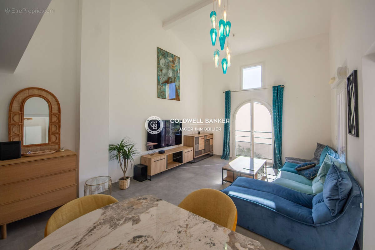 Appartement à GRIMAUD