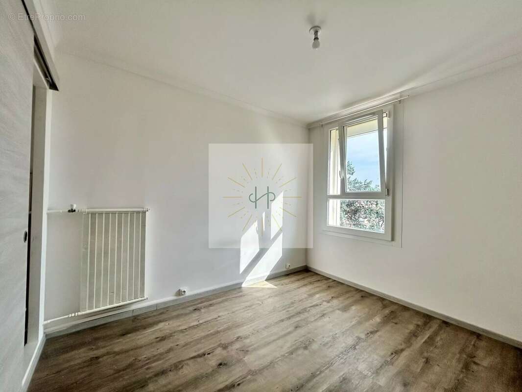 Appartement 54 m² à Montelimar  - photo 2