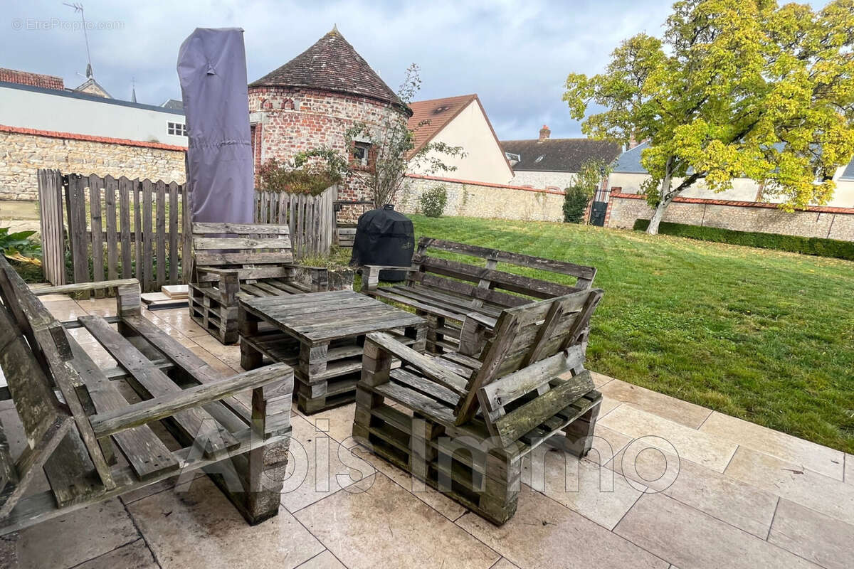 Maison à BEAUVILLIERS