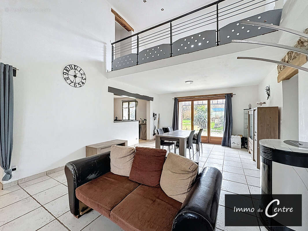 Maison à MONTMIRAIL