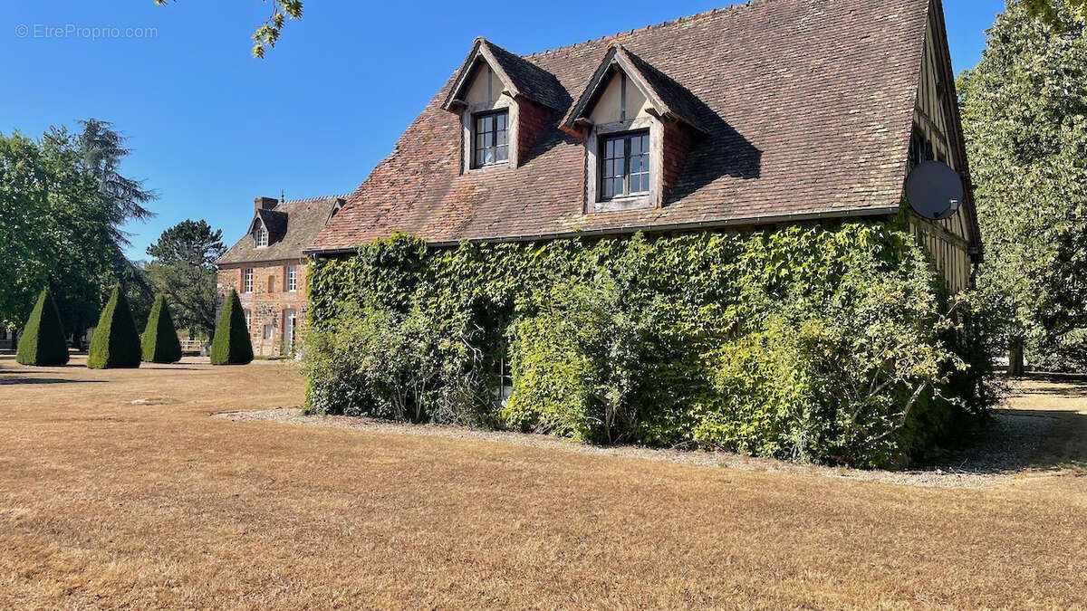 Domaine d'exception avec propriete de caractere - photo 17