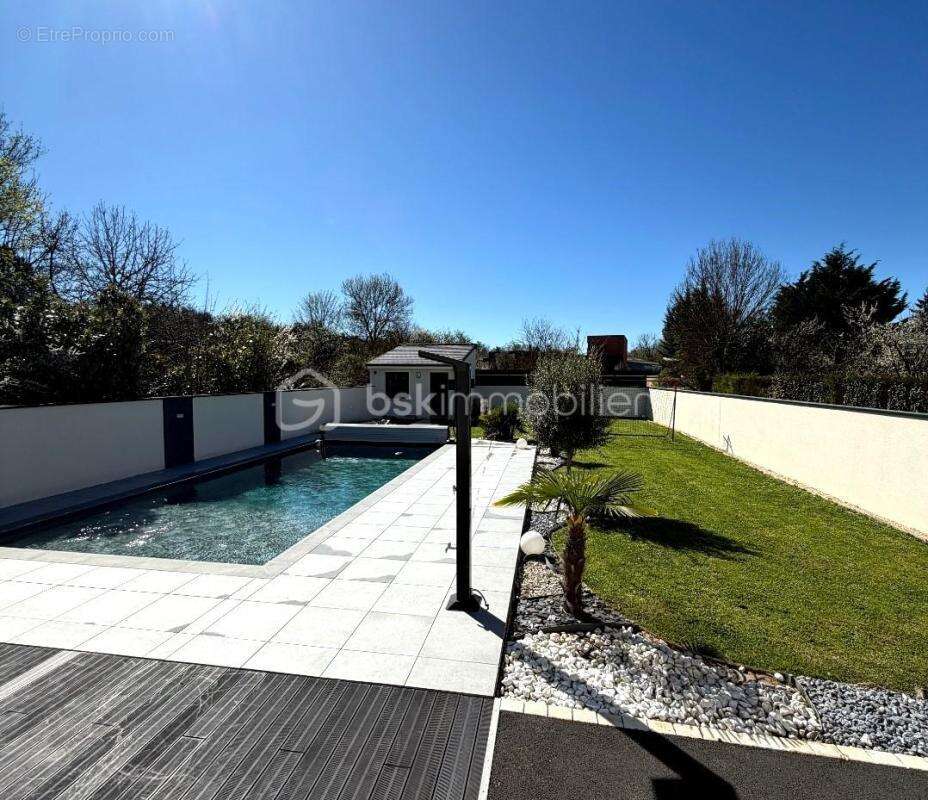 Maison à MIGNE-AUXANCES