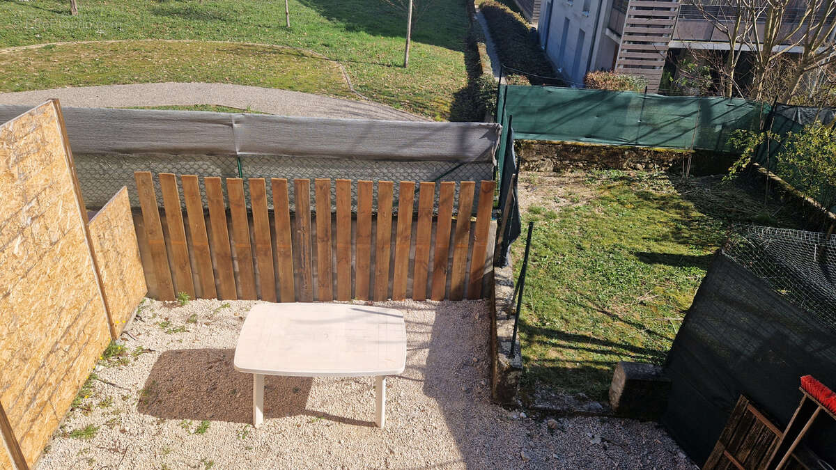 Appartement à SAINT-ALBAN-LEYSSE