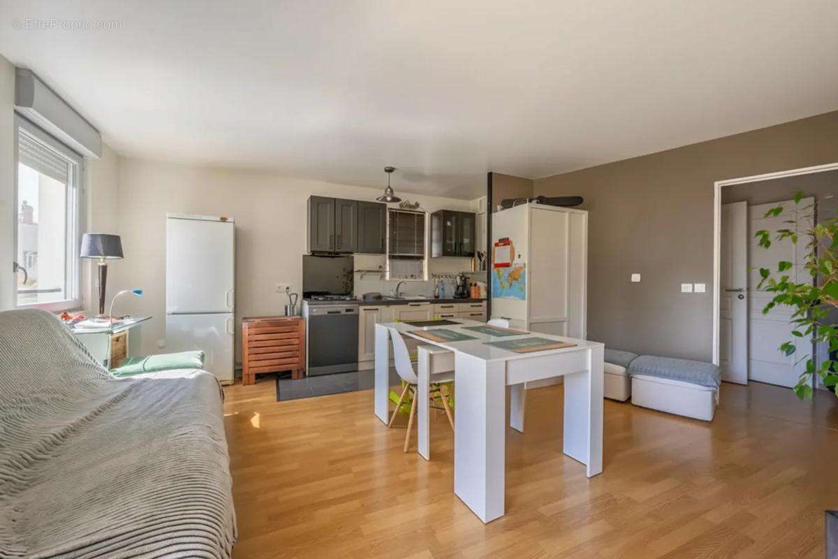 Appartement de 3 pièces de 67 m² à Antony - photo 3