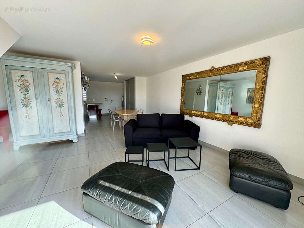 Appartement à SAUSSET-LES-PINS