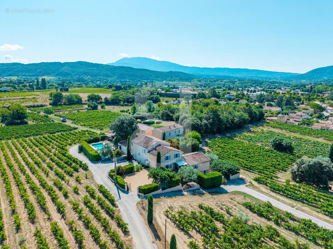 Maison à VAISON-LA-ROMAINE