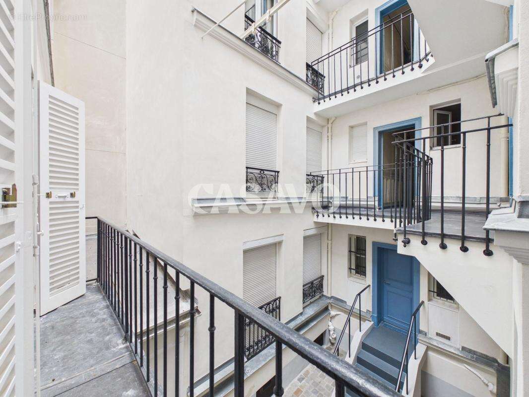 Appartement à PARIS-14E