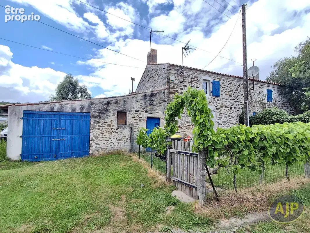 Appartement à SAINTE-FLAIVE-DES-LOUPS