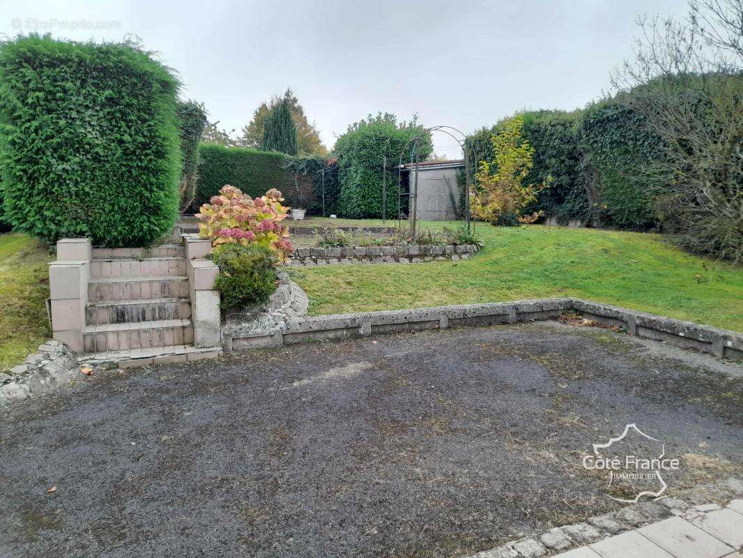 Maison à LA CAPELLE