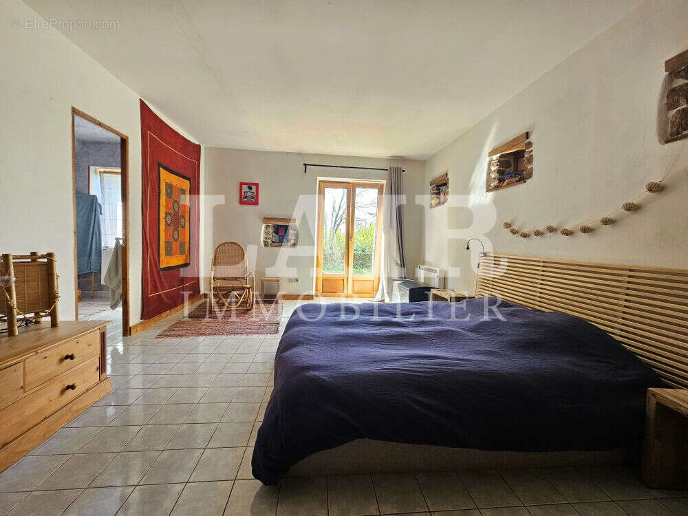 Maison à SAINT-PIERRE-DES-NIDS