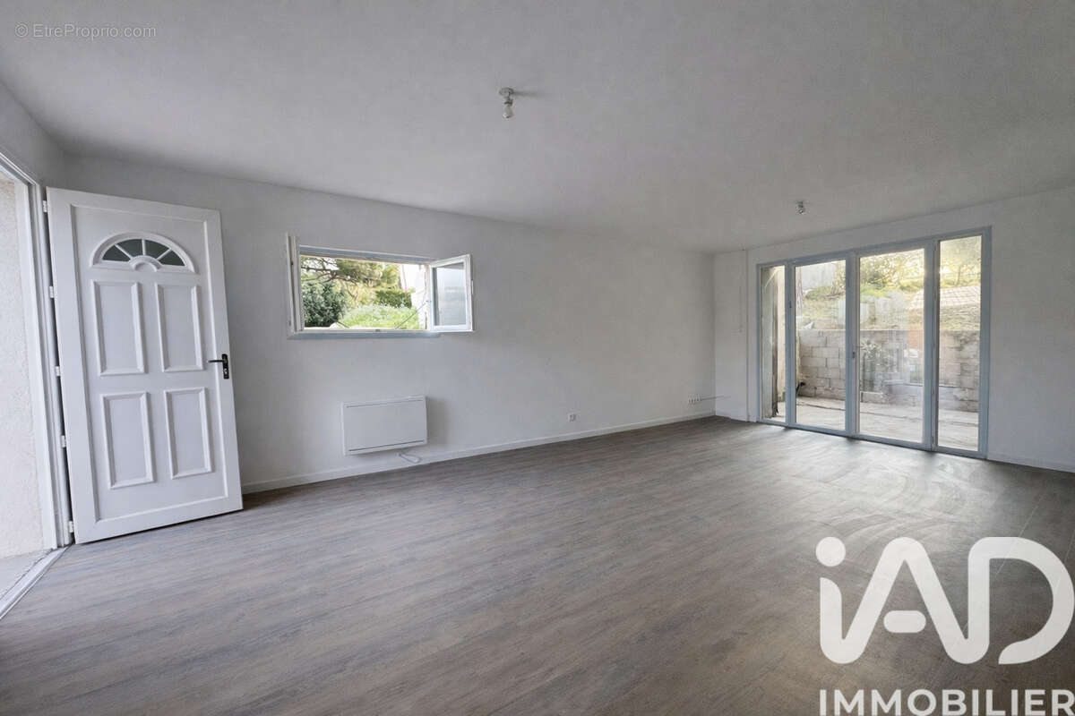 Photo 3 - Maison à MEYREUIL