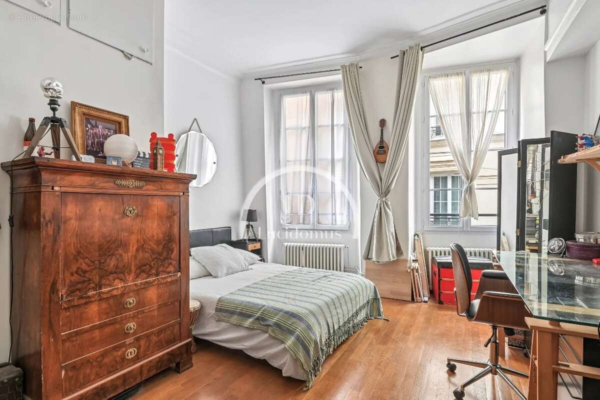 Appartement à PARIS-5E