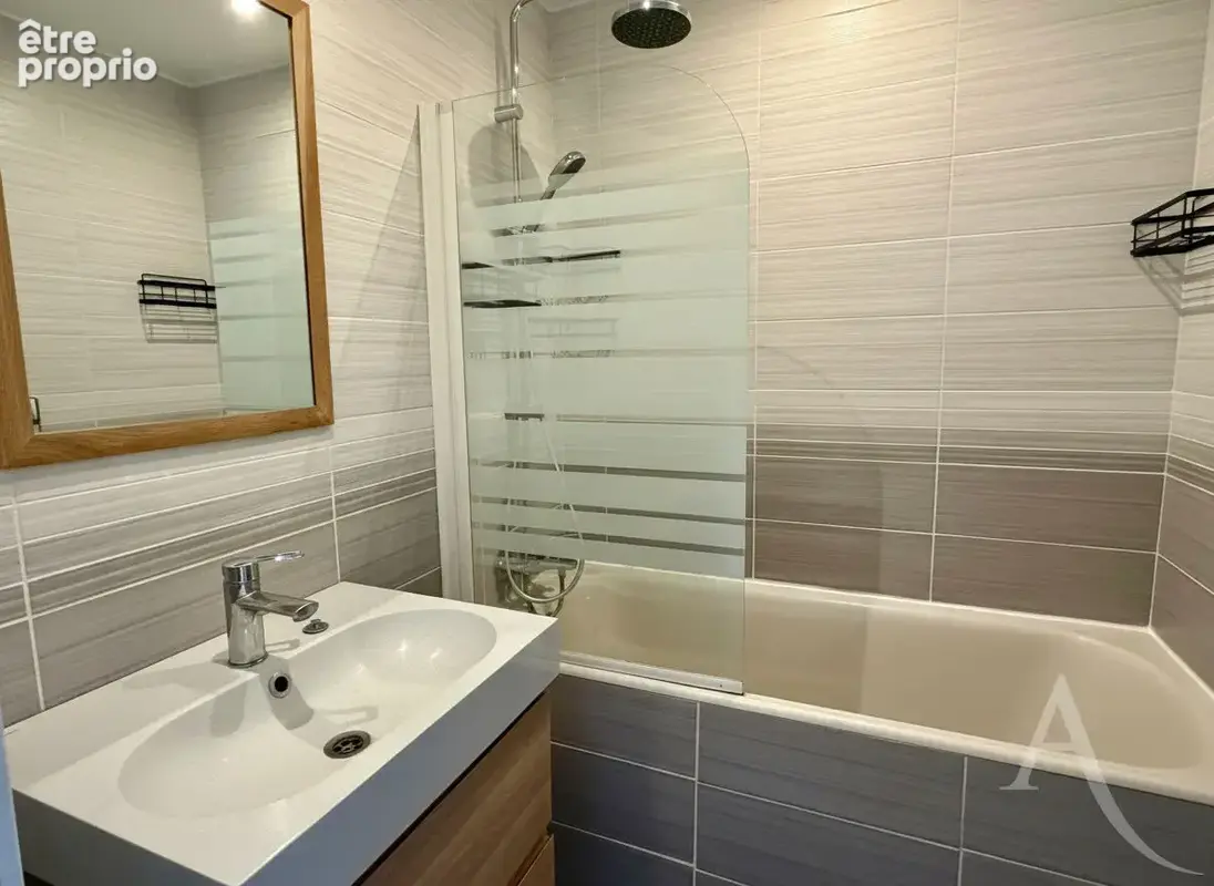 Appartement Chaville 3 pièces EXCLUSIVITÉ  Chaville Rive Gauche balcon cave parking ascenseur vue dégagée - photo 6