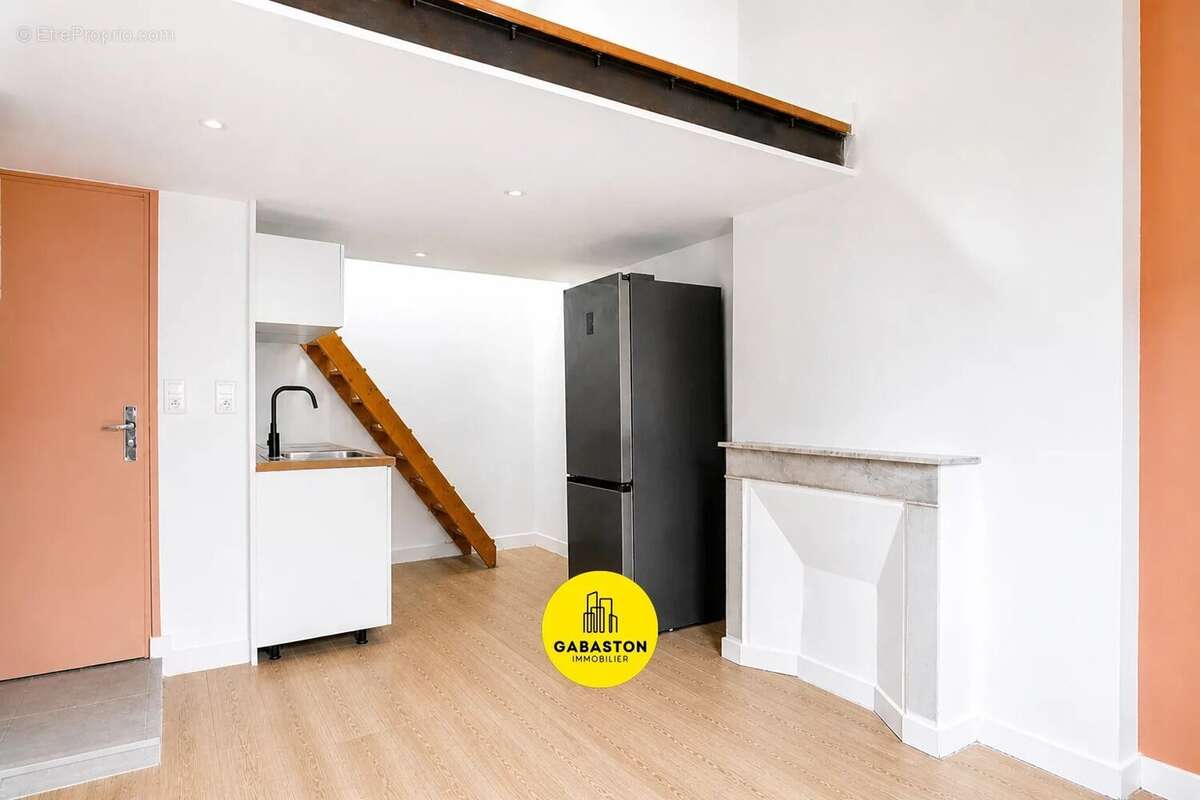 Appartement à MARSEILLE-6E