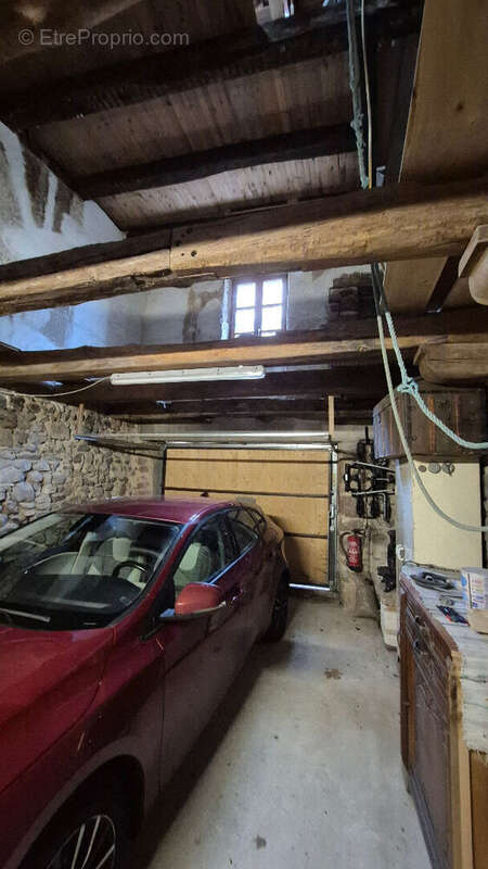 Coeur de ville ESPALION, ensemble immobilier avec garage - photo 6