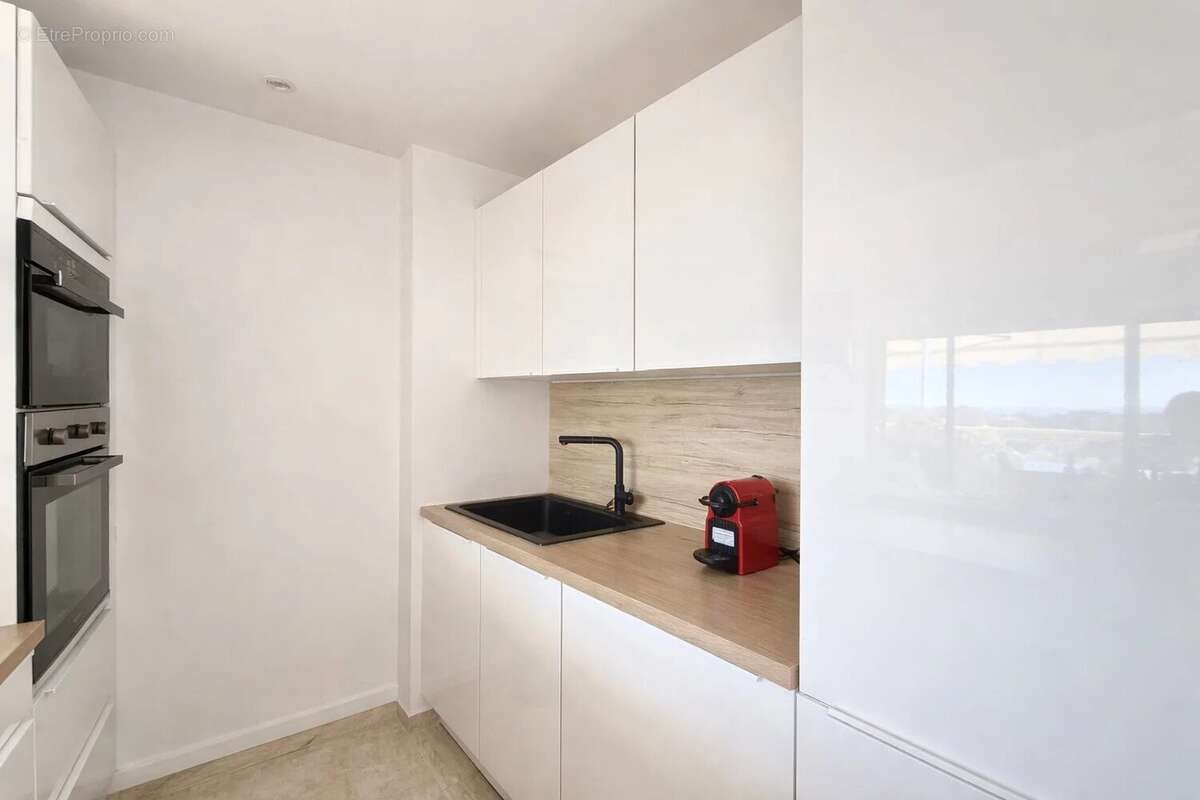 Appartement à MANDELIEU-LA-NAPOULE