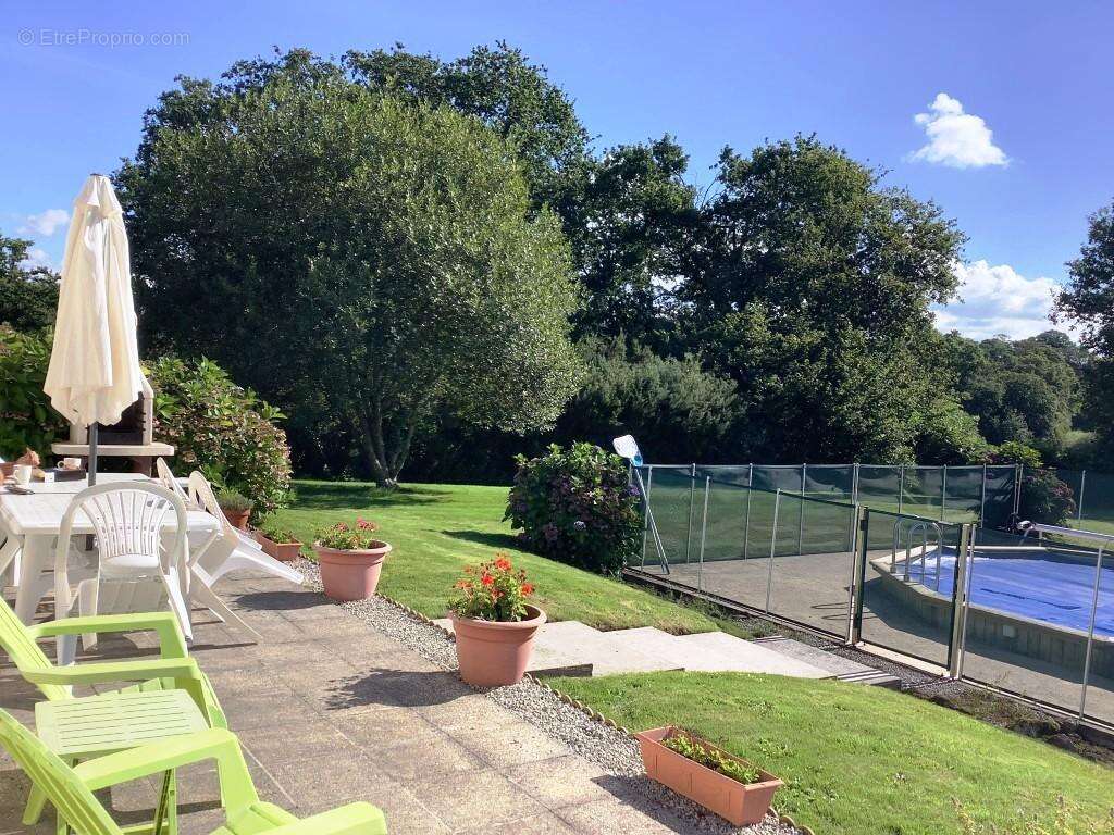 Maison à KERNASCLEDEN