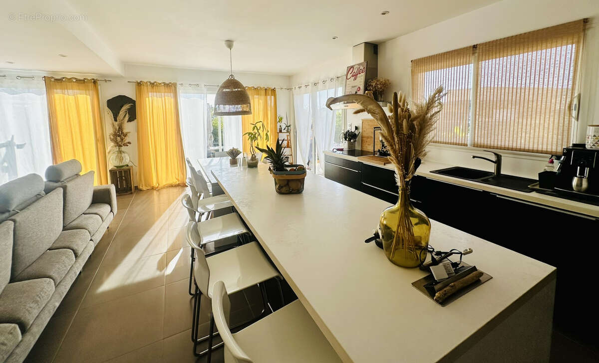 Maison à AIGUES-MORTES