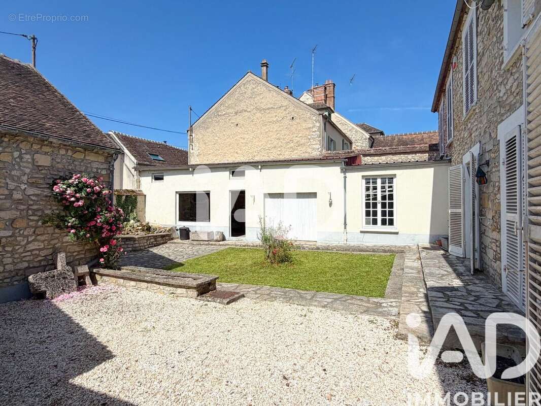 Photo 3 - Maison à GREZ-SUR-LOING