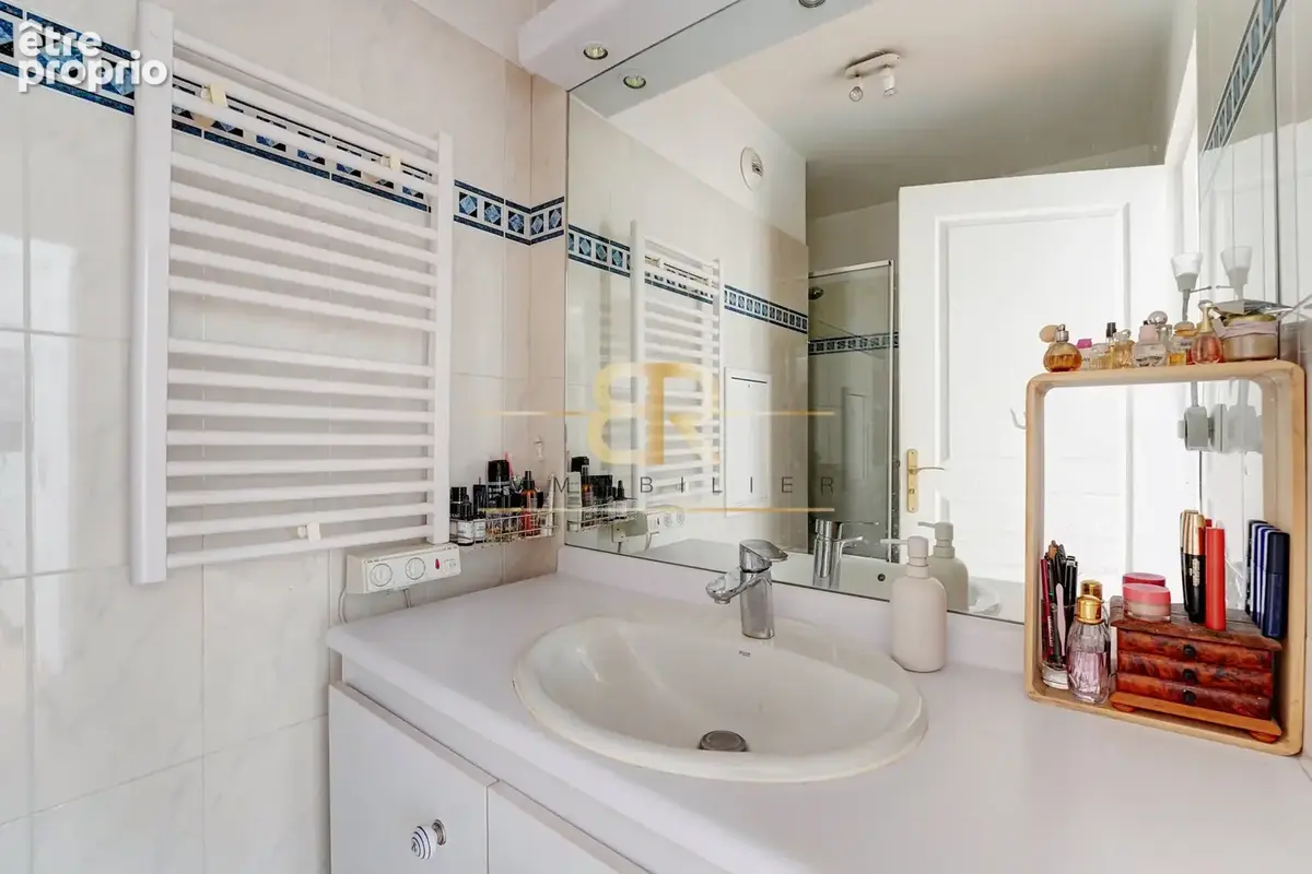 Magnifique appartement familial de 88m2 avec 3 chambres et 2 balcons - Calme - photo 15