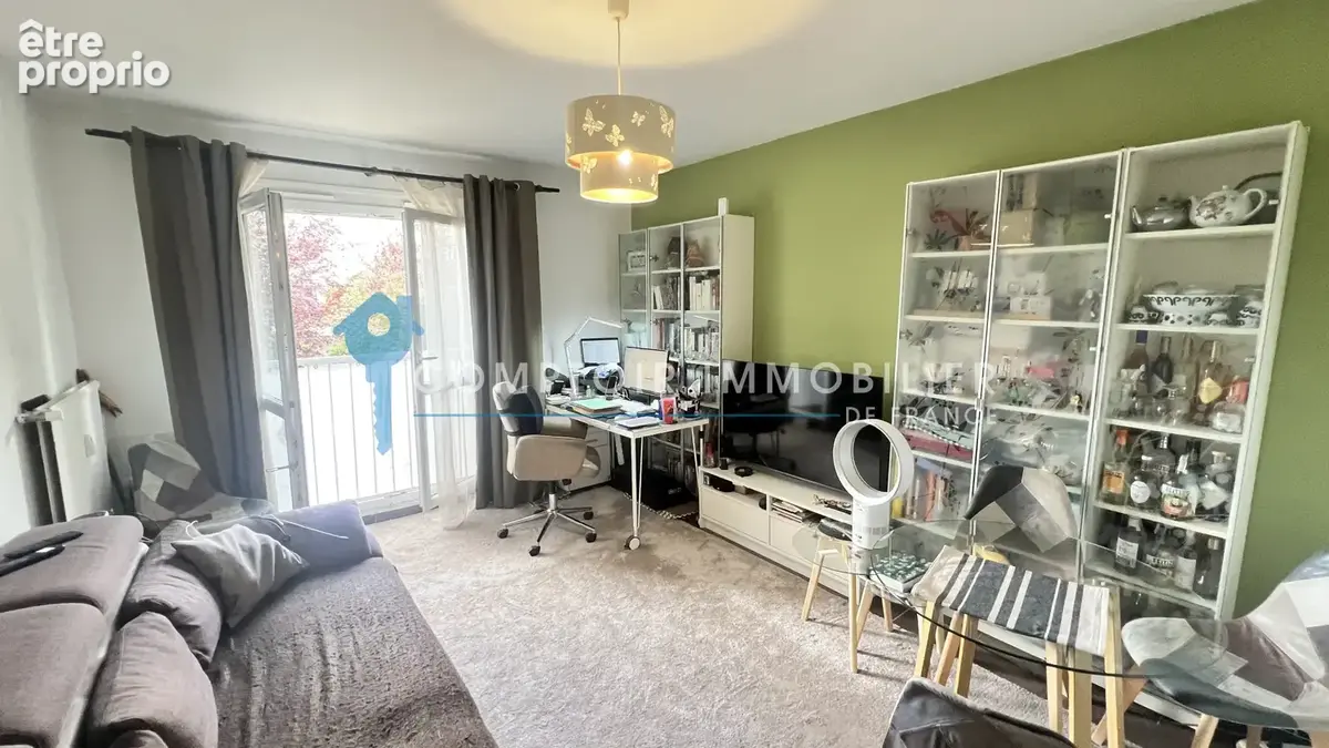 Appartement à THIAIS