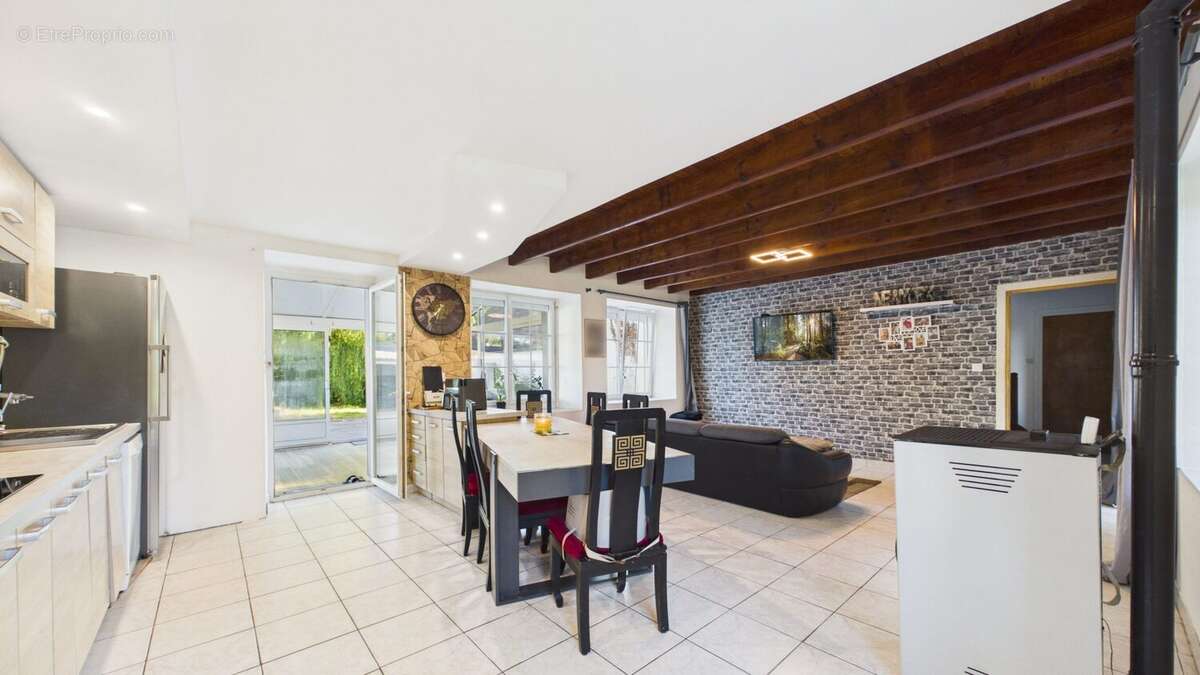 Maison à PLOUIGNEAU