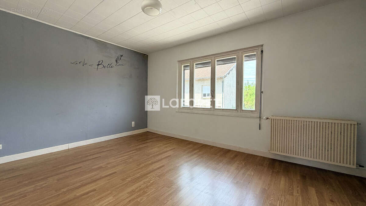 Maison La Neuville Au Pont 5 pièces 102 m2 - photo 8