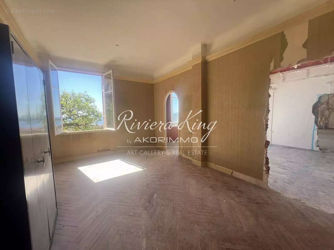 Appartement à BEAULIEU-SUR-MER