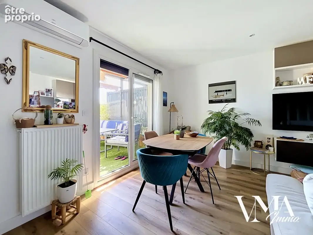 Beau T2 récent de 46 m2 carrez avec terrasse et garage double - photo 1