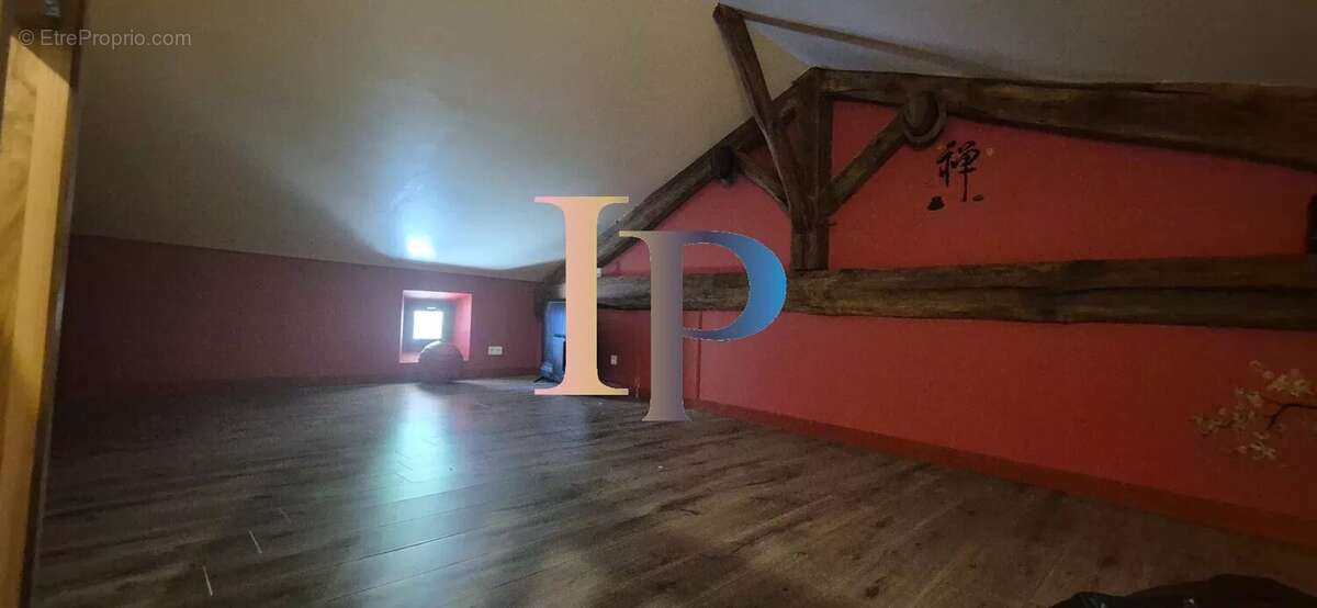 Maison à CHAUFFAILLES