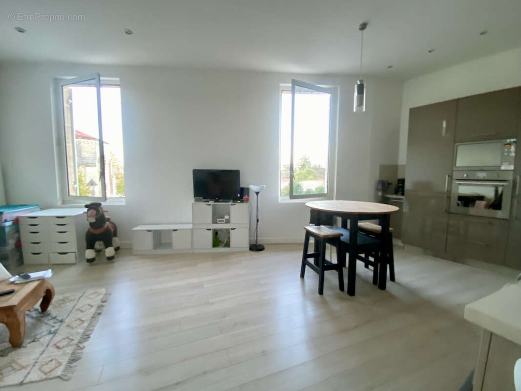 Appartement à QUINSAC