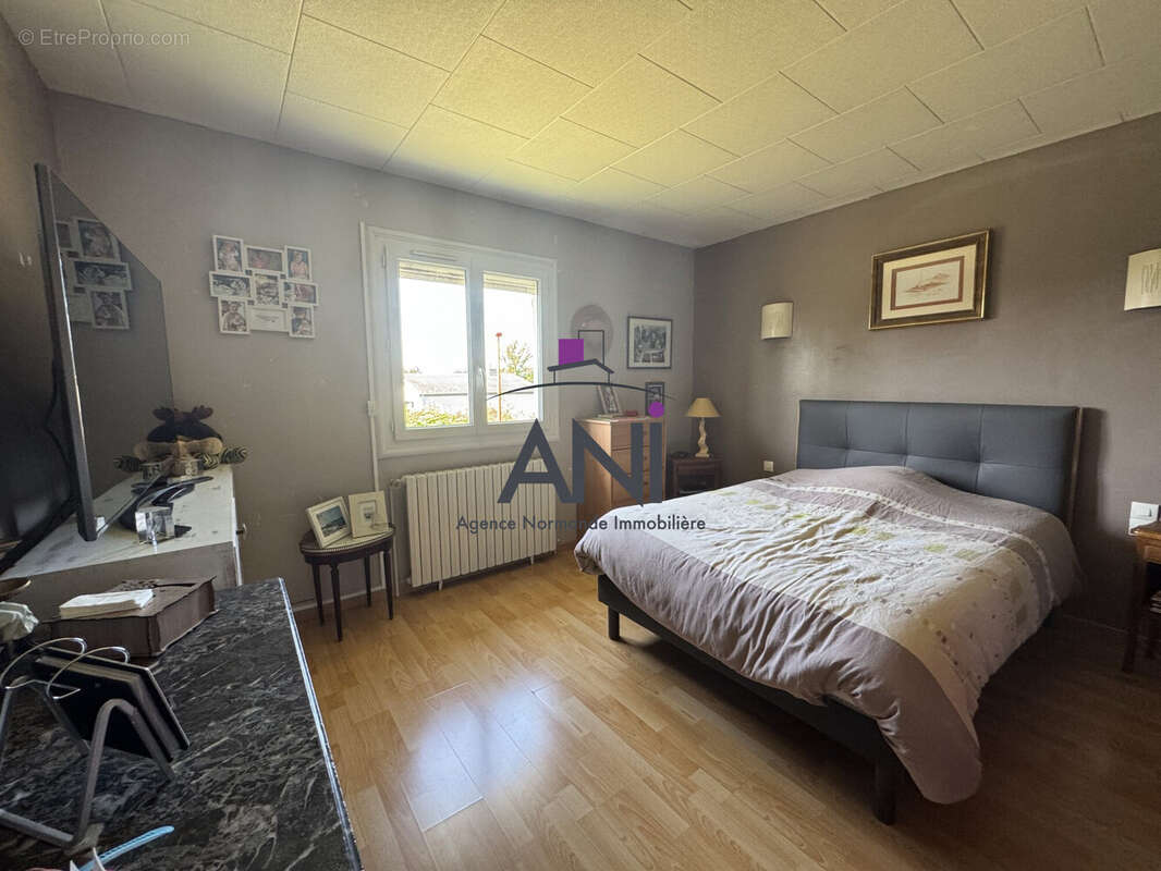 Maison à LONGUEVILLE-SUR-SCIE