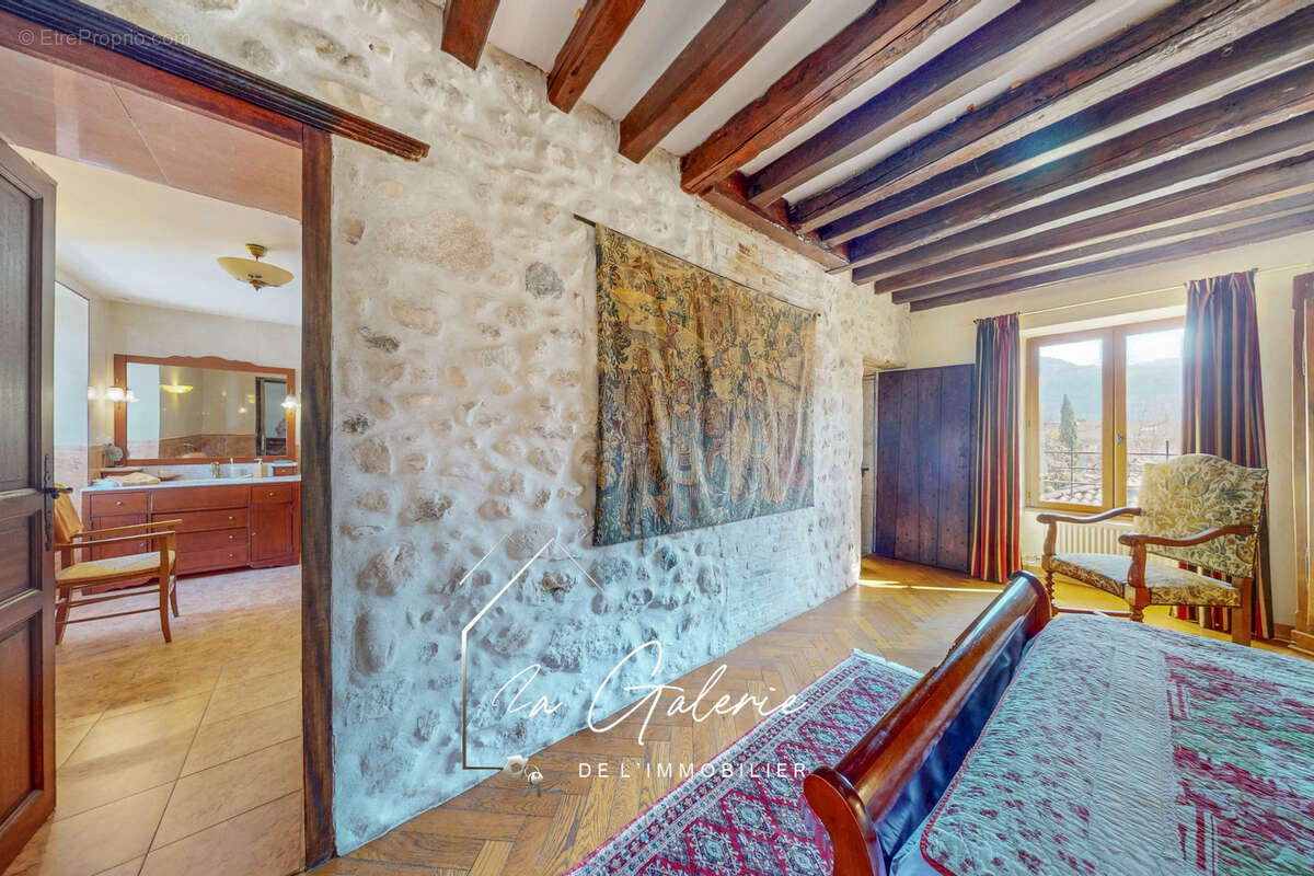 Maison à SAINTE-MARIE-D'ALLOIX