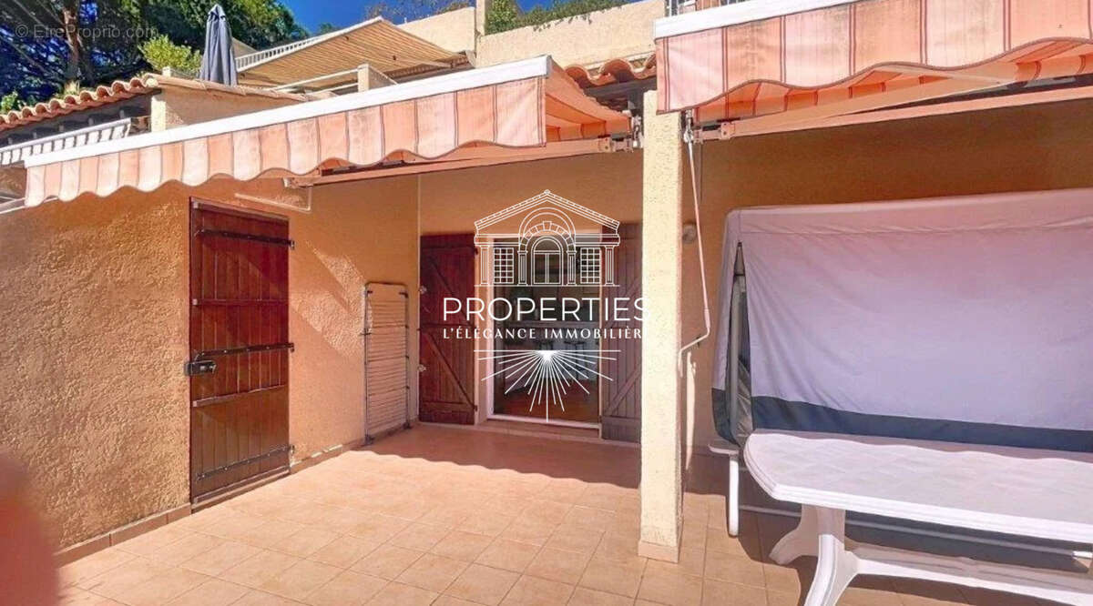 Appartement à LE LAVANDOU