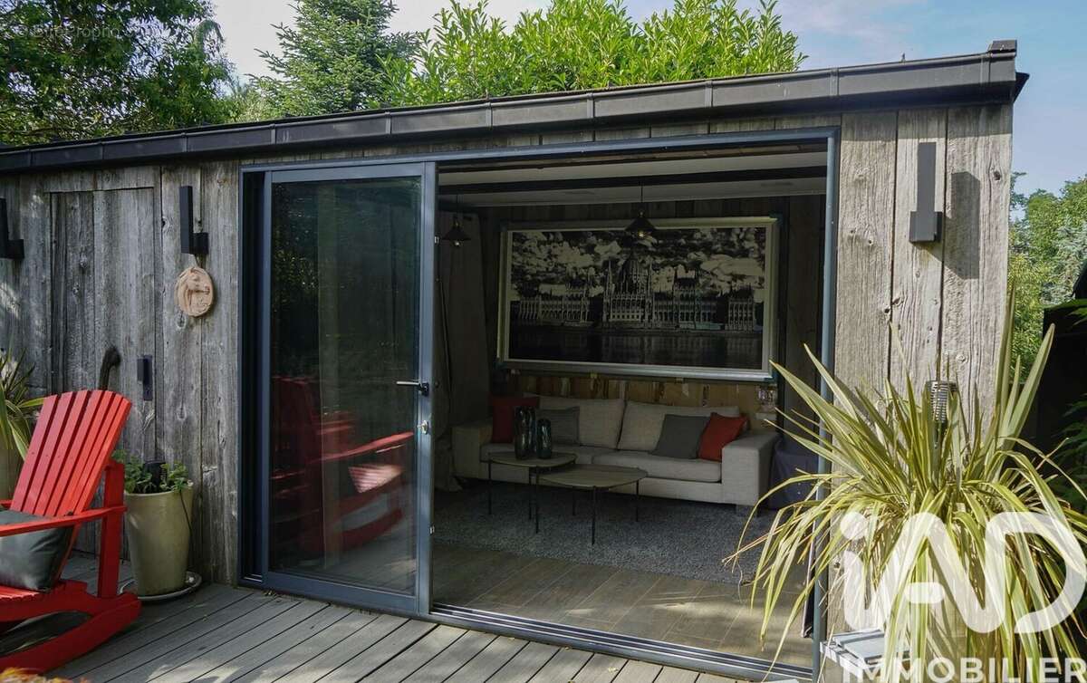 Maison 210 m² à Garches  - photo 6
