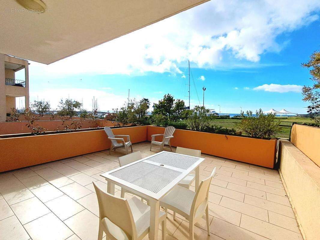 Appartement à SARI-SOLENZARA