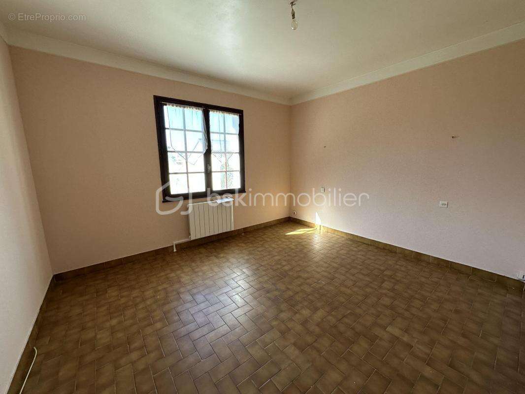 Maison à NEUVILLE-DE-POITOU