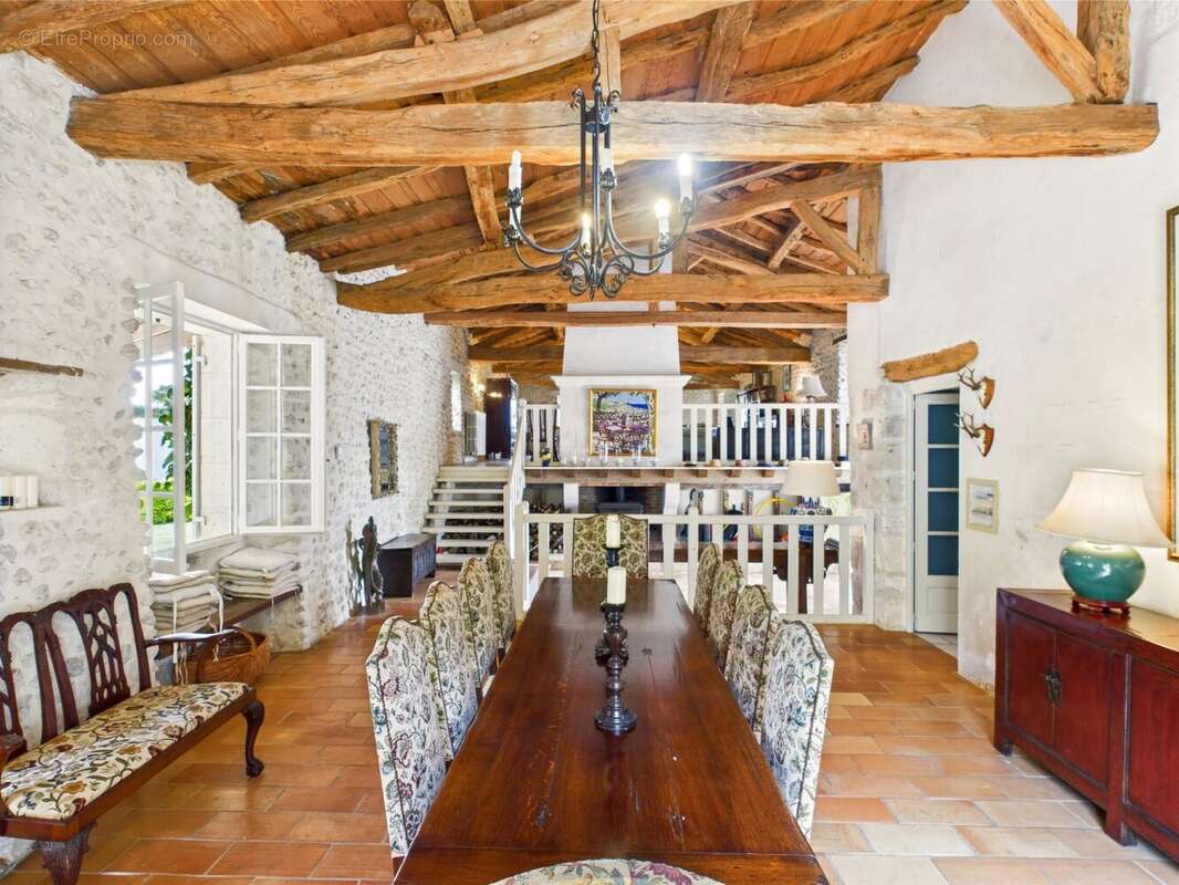 Maison à VERTEILLAC