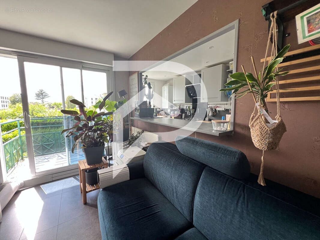 Appartement à ELANCOURT